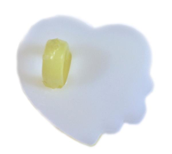 Børneknapper som hjerter af plast i lysegul 15 mm 0,59 inch